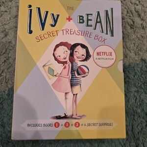 Ivy + Bean Secret Treasure Box Book Set